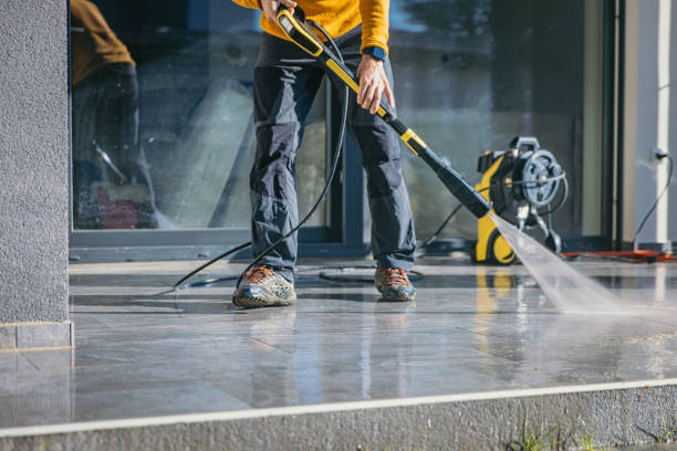 Best Parking Lot and Garage Cleaning  in Leakesville, MS